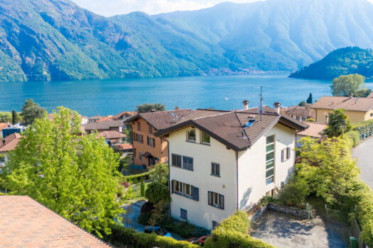 Villa with garden in Tremezzina – completely renovated with a lake view