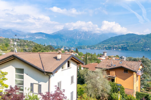 Villa with garden in Tremezzina – completely renovated with a lake view