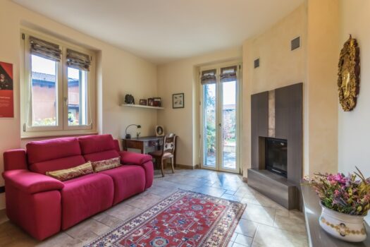 Villa with garden in Tremezzina – completely renovated with a lake view