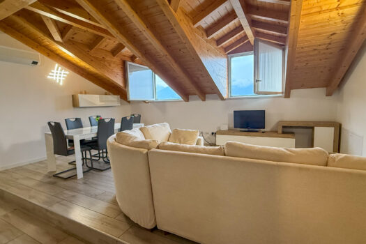 New residence in Menaggio – with swimming pool and lake view