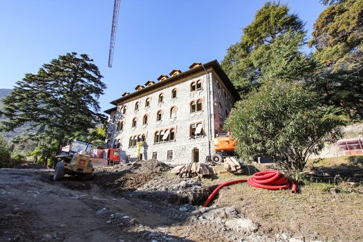 New residence in Menaggio – with pool and lake view