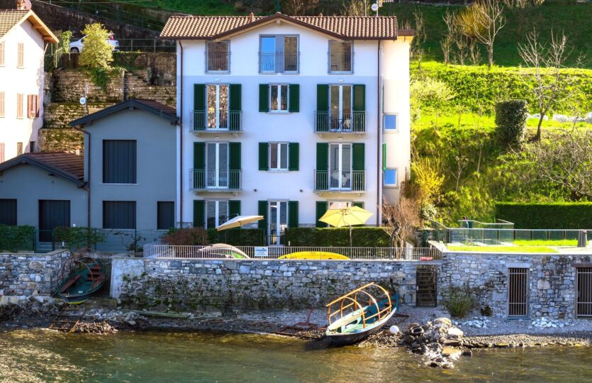 Independent villa in Lezzeno