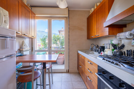 Penthouse with lake view in the centre of Gravedona