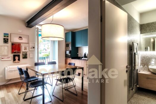 Historic house in the center of Cernobbio