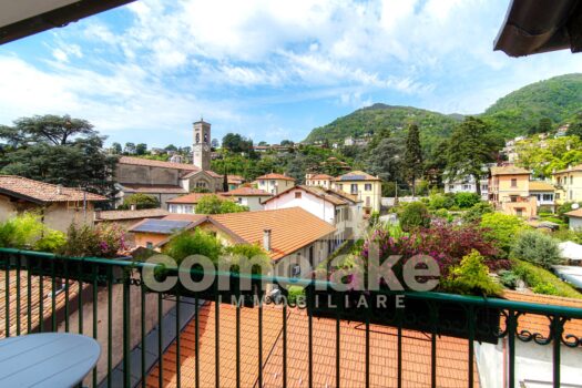 Historic house in the center of Cernobbio