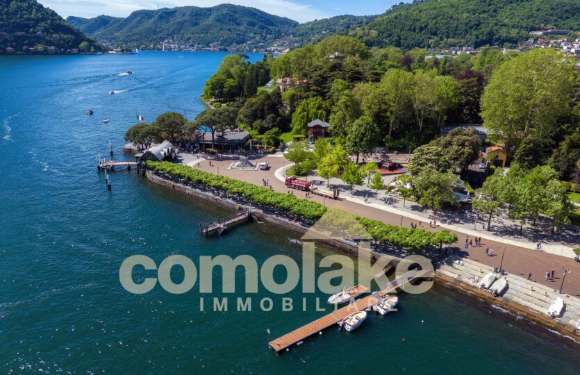 Penthouse with terrace in Cernobbio