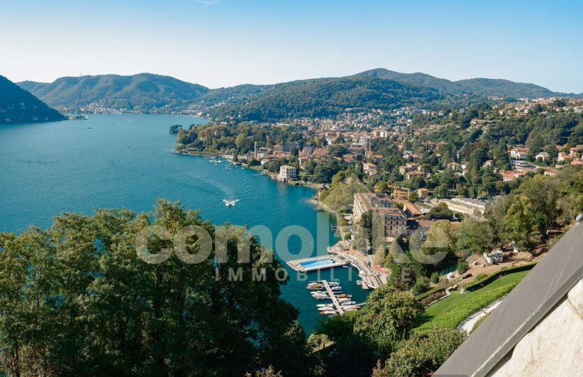 Attic with wonderful lake view