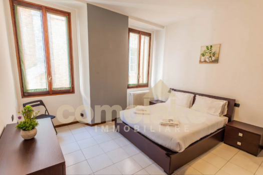 Apartment in the historic village of Moltrasio