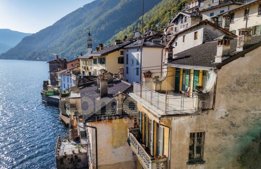 House in Brienno with lake view