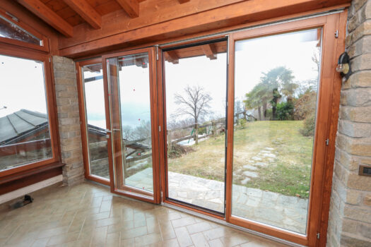 Stone Villa in Pianello del Lario – postcard-perfect lake view
