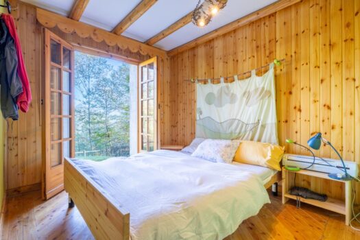 Stone house above Menaggio – surrounded by nature