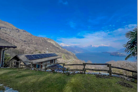 Stone Villa in Pianello del Lario – postcard-perfect lake view