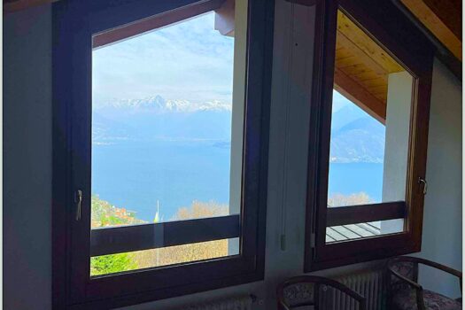 Stone Villa in Pianello del Lario – postcard-perfect lake view