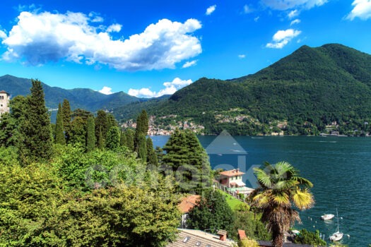 Historic apartment with terrace and garden in Moltrasio
