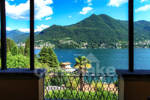 Historic apartment with terrace and garden in Moltrasio