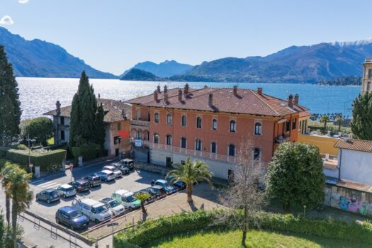 Luxurious lakefront apartment in Menaggio