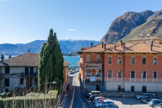 Luxurious lakefront apartment in Menaggio