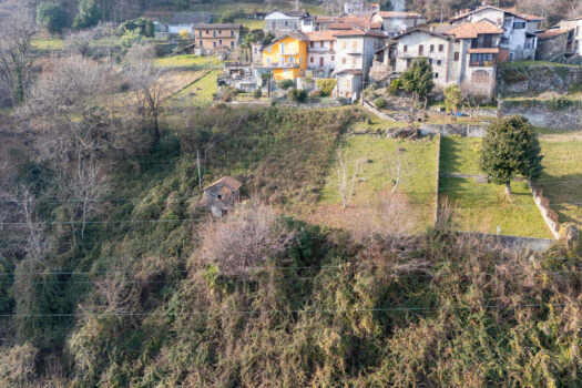 Building land in Pianello del Lario – stunning lake view