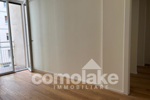 Apartment with balconies in Como