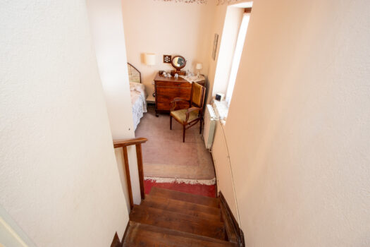 House with large terrace in Argegno