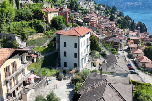 Lake house with view and garden in Carate Urio