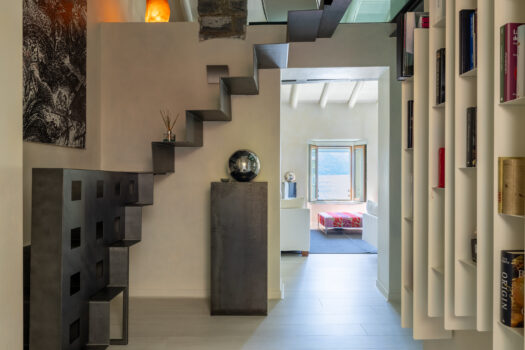 Lake front penthouse in Argegno – Large exclusive terrace