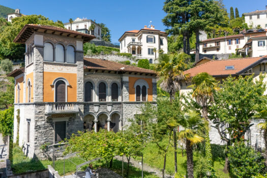 Historic villa in the centre of Menaggio – stunning lake view