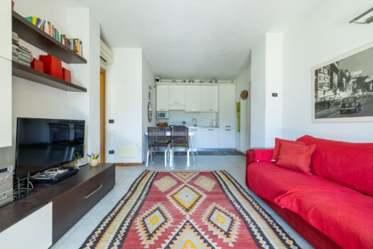 Three-room apartment with garden in Tremezzina – residence with swimming pool