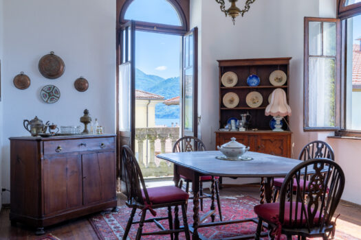 Historic villa in the centre of Menaggio – stunning lake view