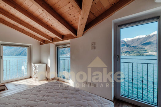 Modern lake front apartment near Bellagio