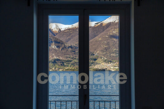 Modern lake front apartment near Bellagio