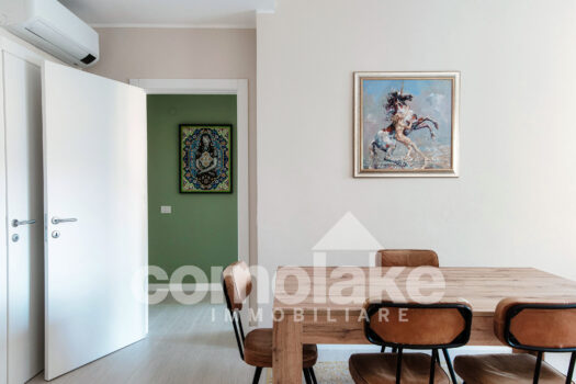 Central Cernobbio apartment with a terrace