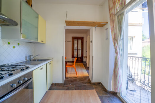 Three-room apartment with garden in Menaggio – near the centre