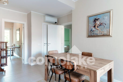 Central Cernobbio apartment with a terrace