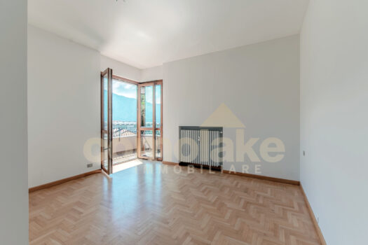 Lake view attic in Cernobbio