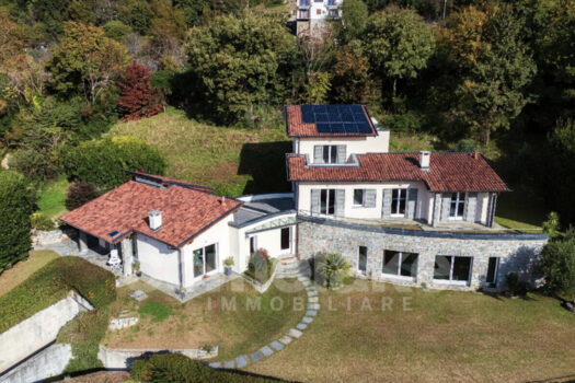 Modern villa with lake view