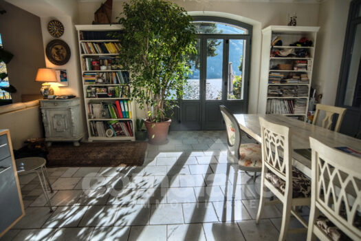 Villa facing the lake with private boathouse in Moltrasio