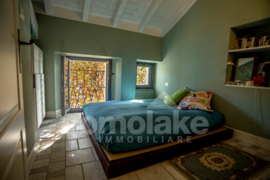 Villa facing the lake with boathouse in Moltrasio