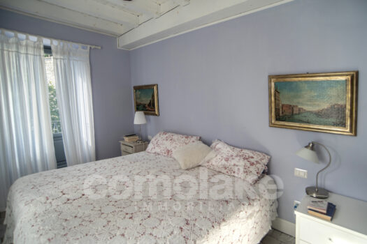 Villa facing the lake with private boathouse in Moltrasio