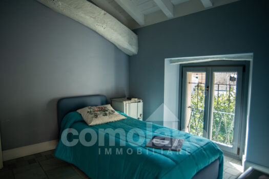 Villa facing the lake with private boathouse in Moltrasio