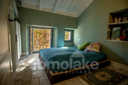 Villa facing the lake with private boathouse in Moltrasio