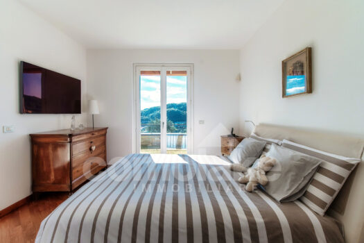 Modern villa with garden and lake view