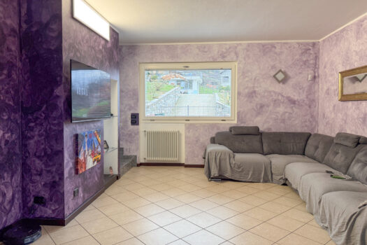 Small villa with garden in Pianello del Lario – lake view