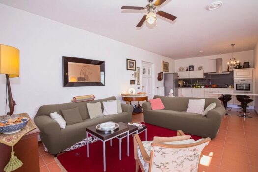 Small villa with garden in Tremezzina – stunning lake view