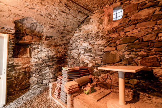 Renovated rustic house in Musso – in an historic village with lake views