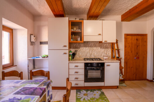 Renovated rustic house in Musso – in an historic village with lake views