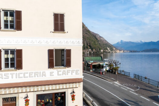 Lakefront apartment in Argegno – stunning lake views