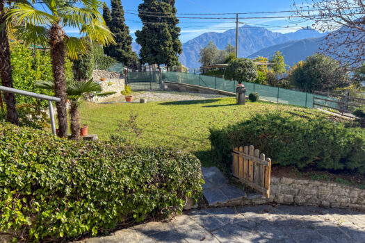 Apartment with garden in Tremezzina – stunning lake view