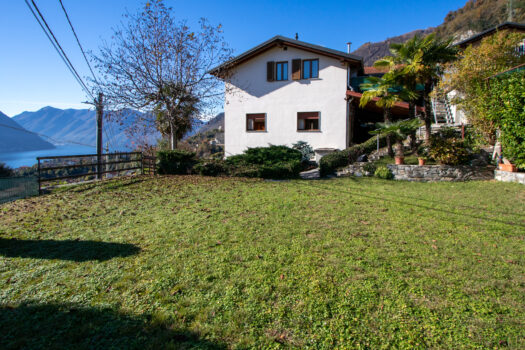 Apartment with garden in Tremezzina – stunning lake view