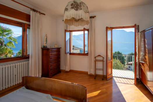 Apartment with garden in Tremezzina – stunning lake view